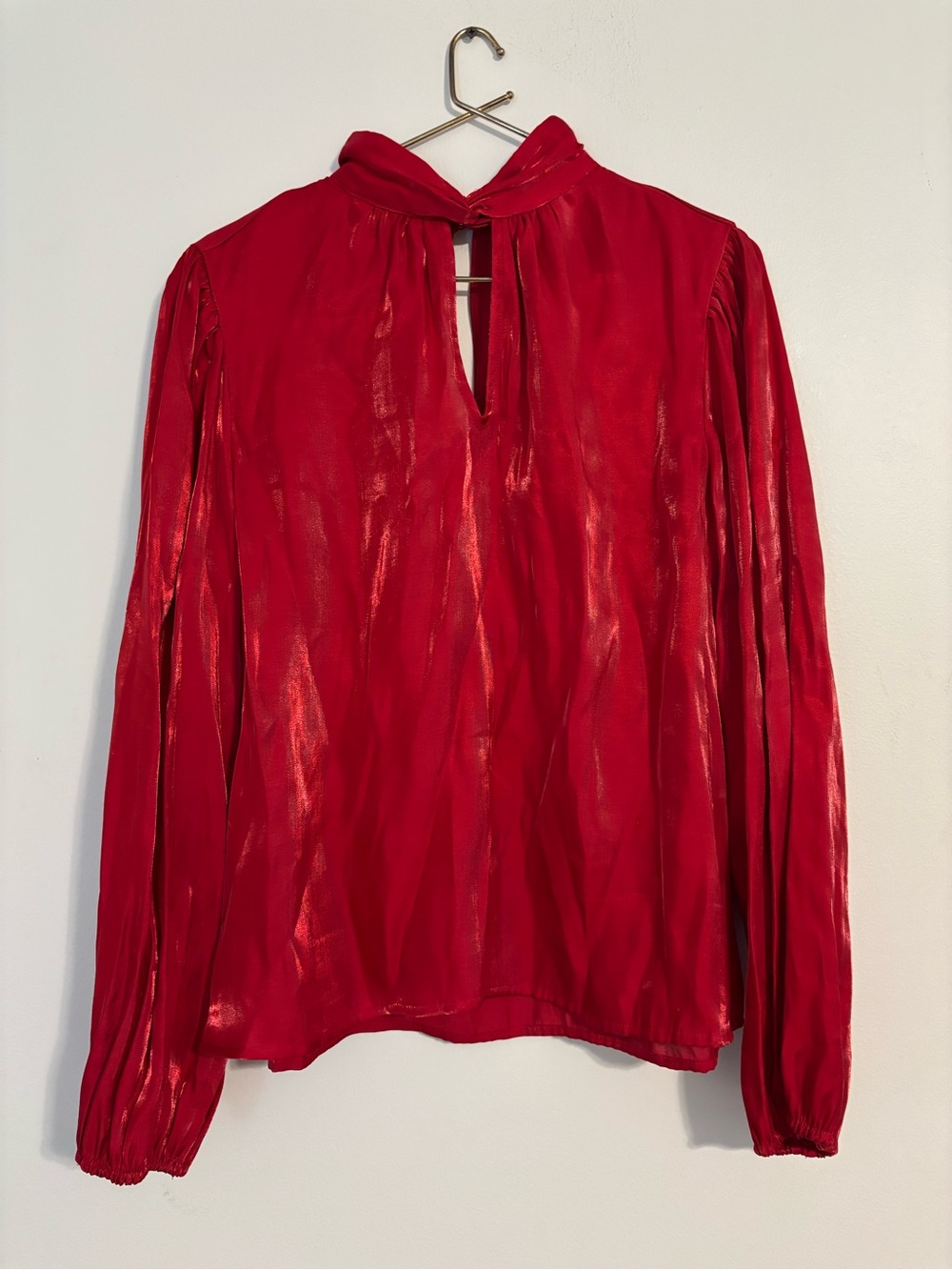 Nine West Women’s Twisted Neck Long Sleeve Blouse - Large - NWT - Red Shimmer